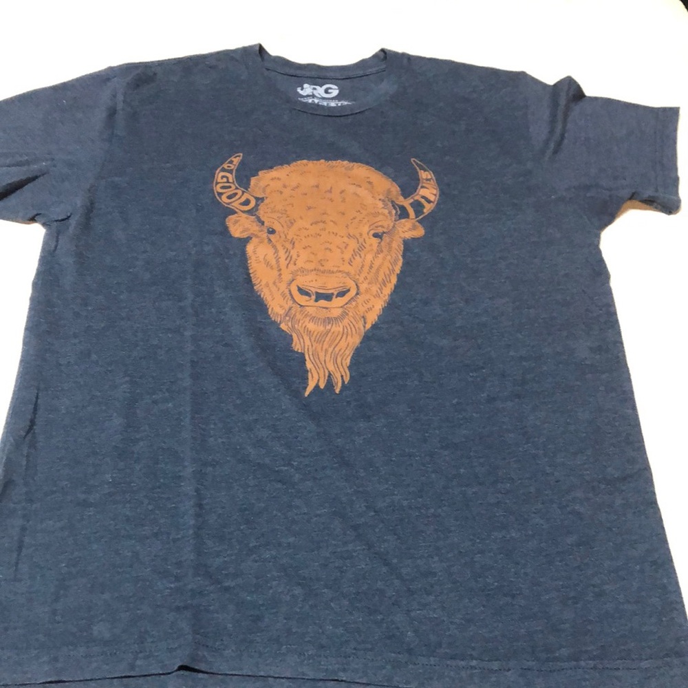 Medium size T-shirt by Rowdy Gentleman